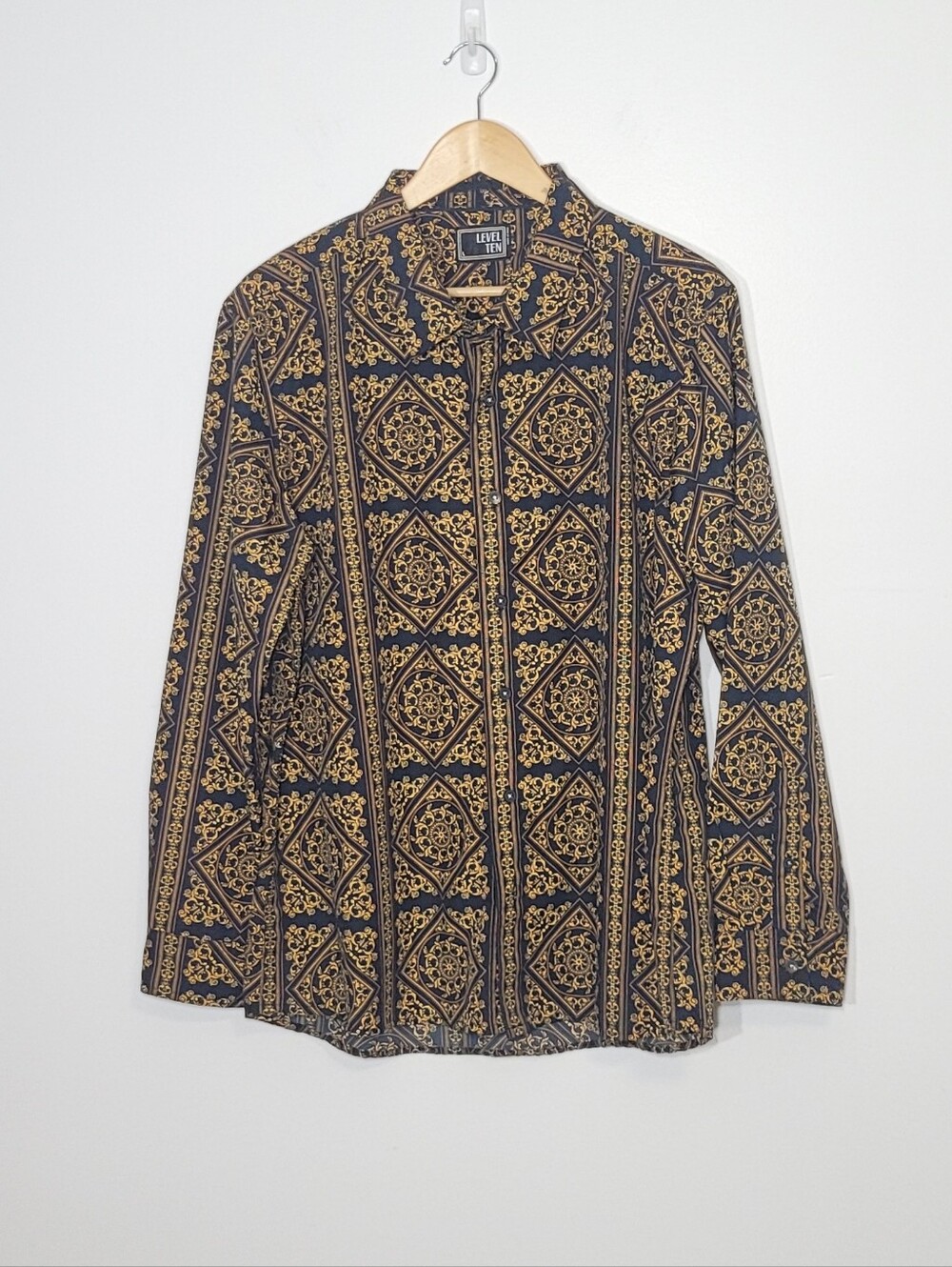 Level Ten Men's Black Gold Geometric Paisley Print Long Sleeve Button Down Large